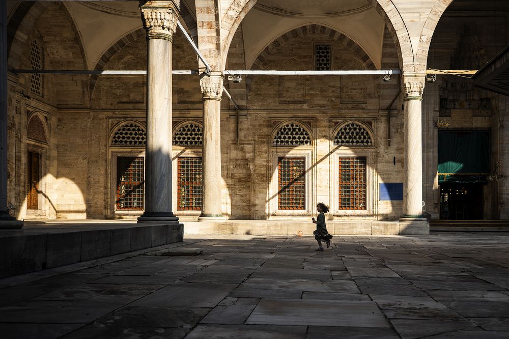 Photograph by Tahsin Gun