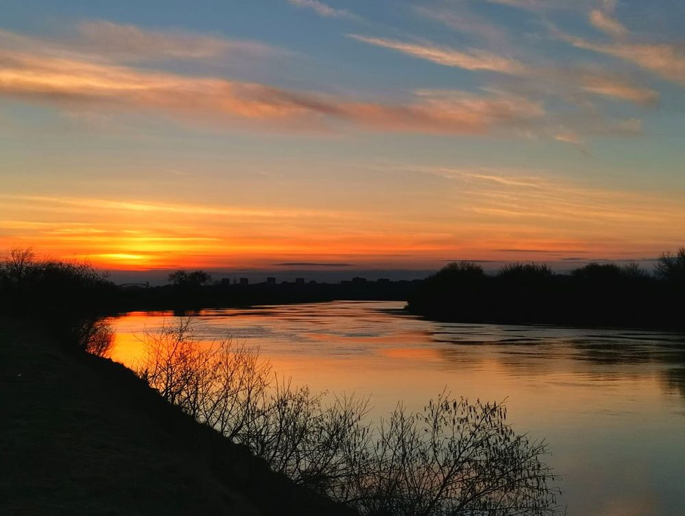 Вечер над Днепром