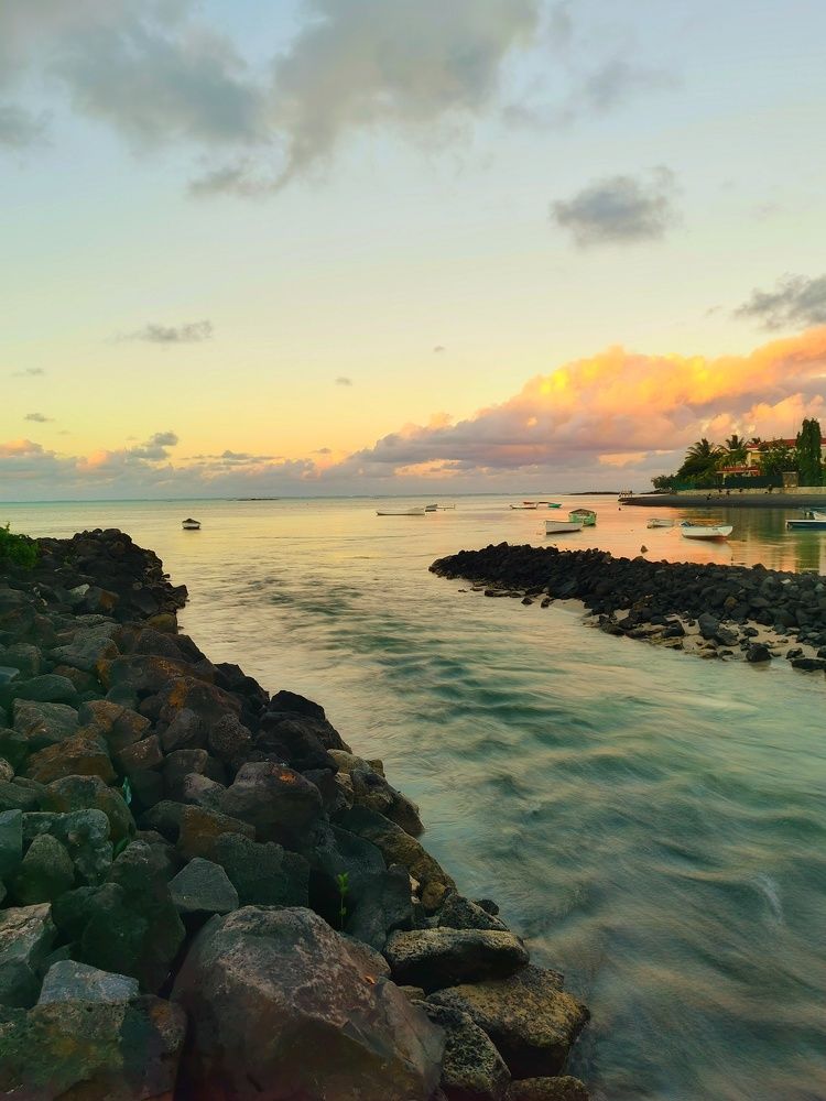 Photograph by Yae Er