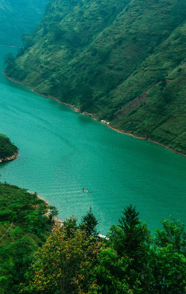 Photograph by Khổng Kiều Minh