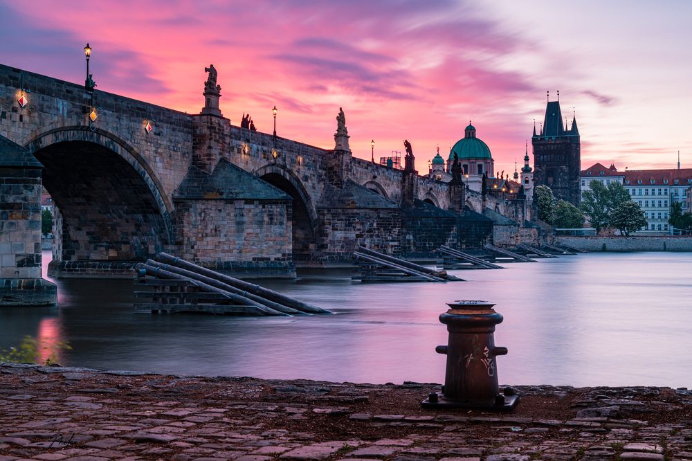 Photograph by Phi Hung