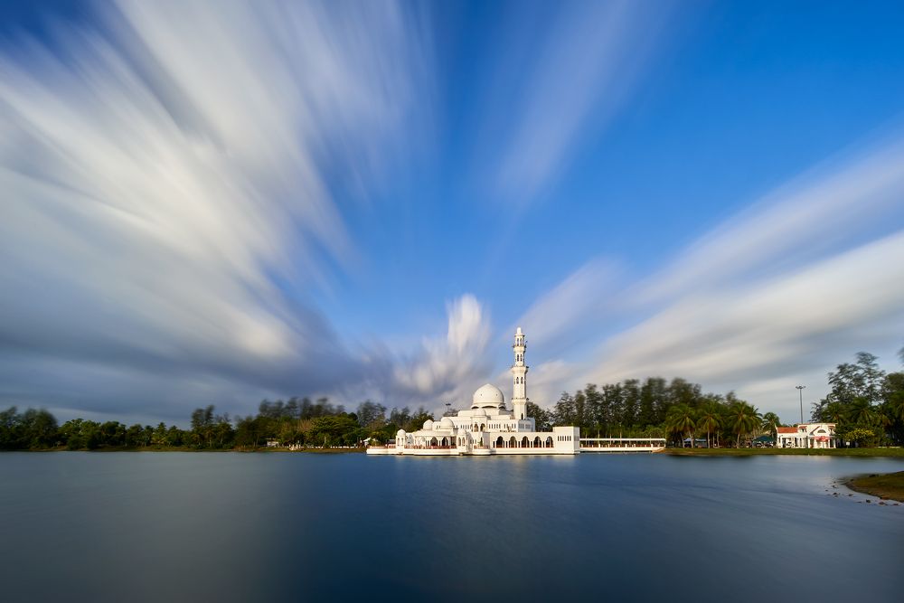 Photograph by muhd isa mamat