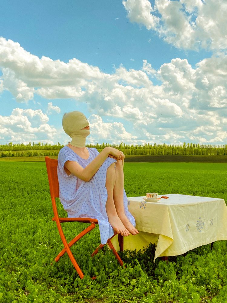 Daydreaming breakfast