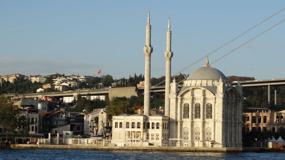 Мечеть Ортакей в Стамбуле