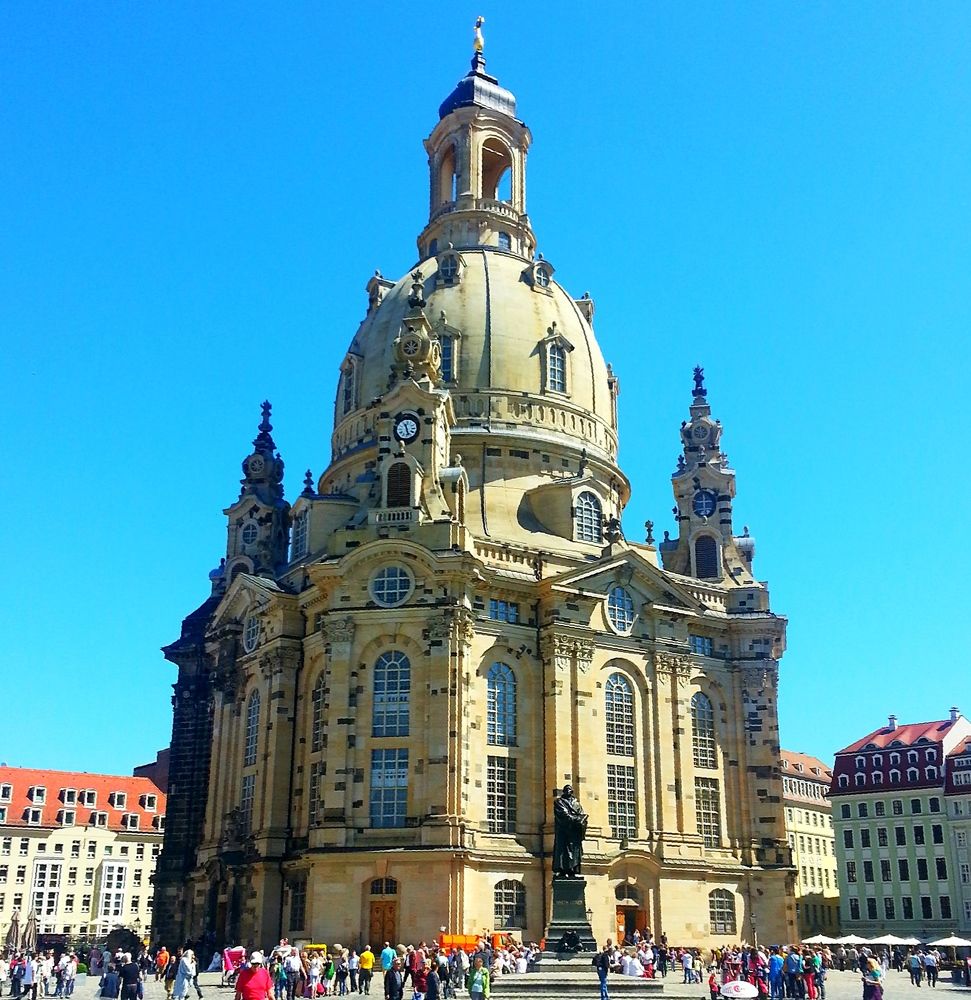 Фотография автора Андрей Павловский