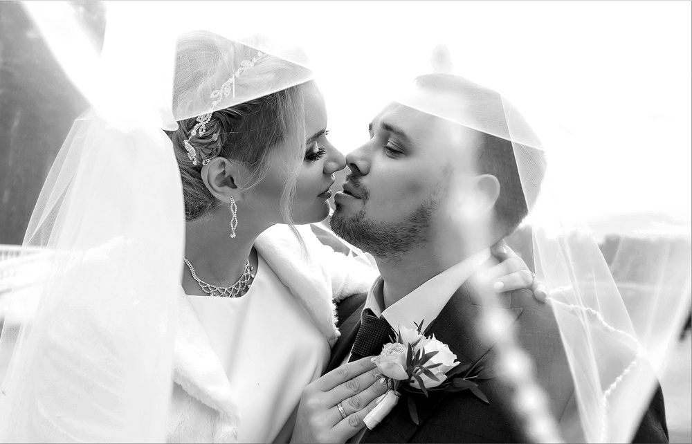 Первый поцелуй