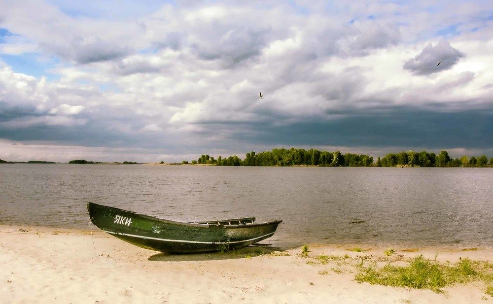 Photograph by LYUDMYLA POKRYSHEN