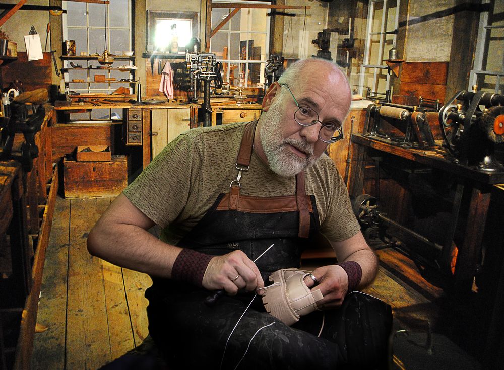 Фотография автора Андрей Шувалов