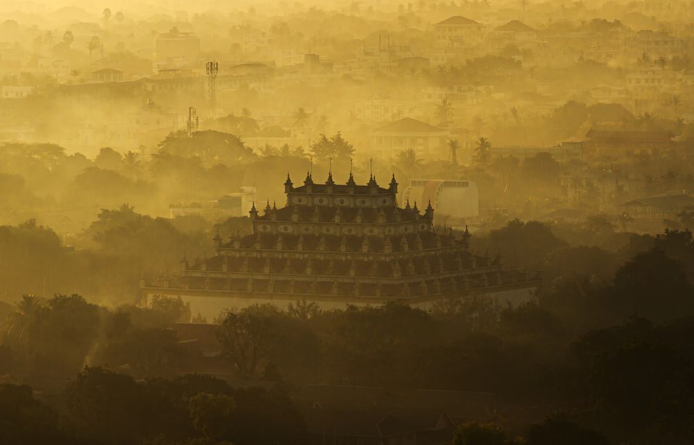 Photograph by Min Wathon