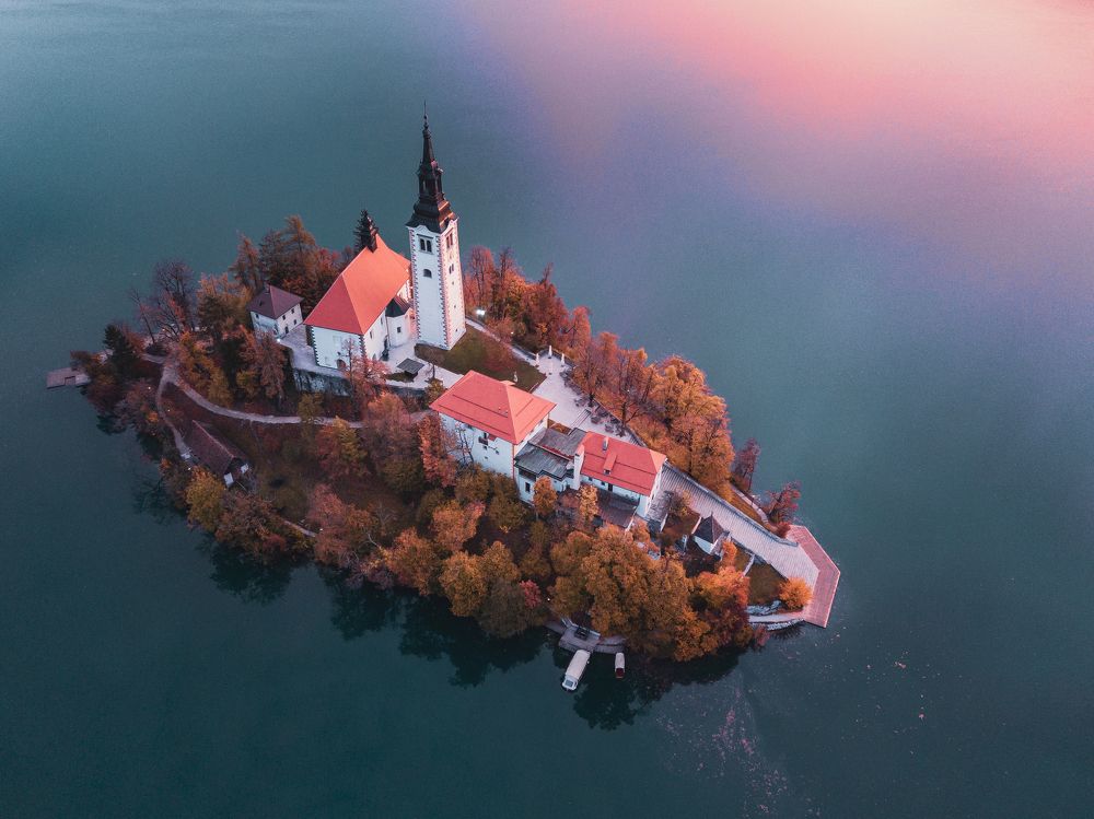 Photograph by Fahrudin Seferagić