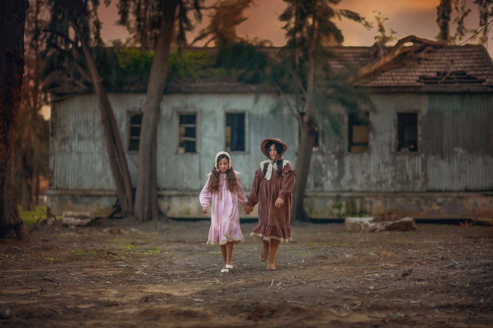 Photograph by Riki Jovani