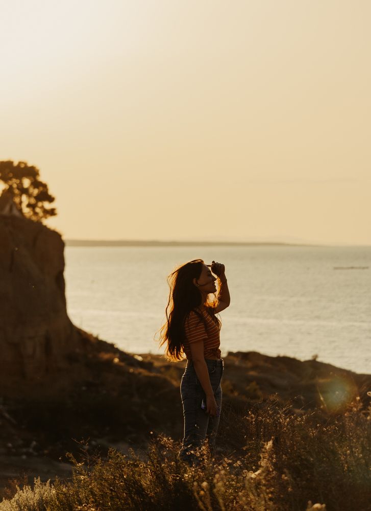 The fight against wind with the healing of Sun in the ending hours of the day.