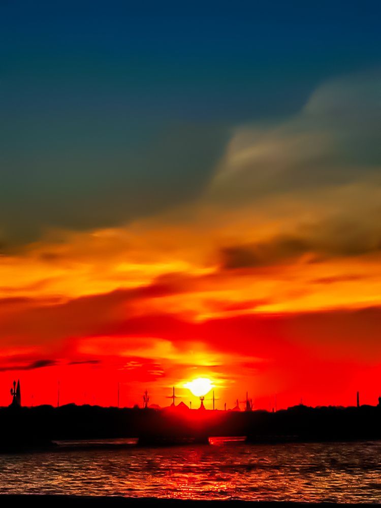 Вечерний Питер...