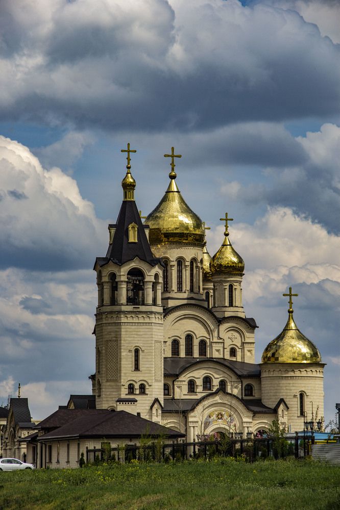 Золотые купола