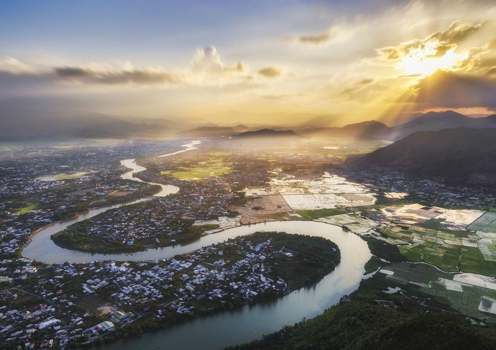 Photograph by Tran Khoa