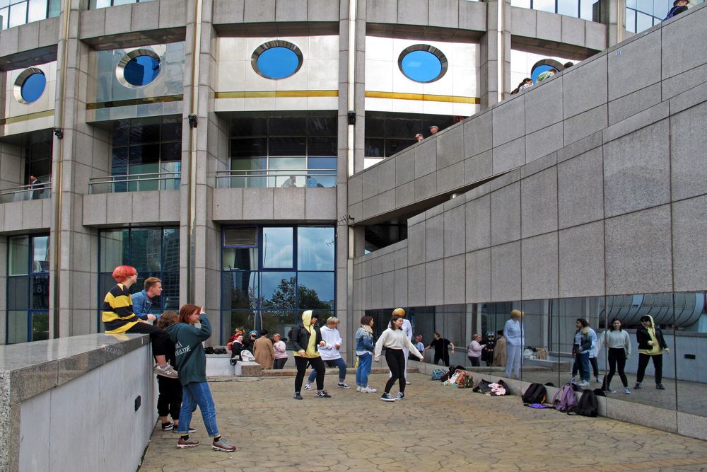 Уличная тусовка