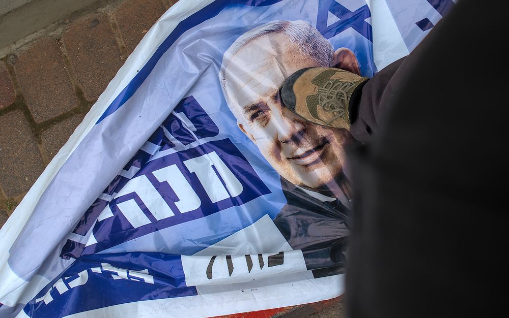 Photograph by Benyamin Nimayneb