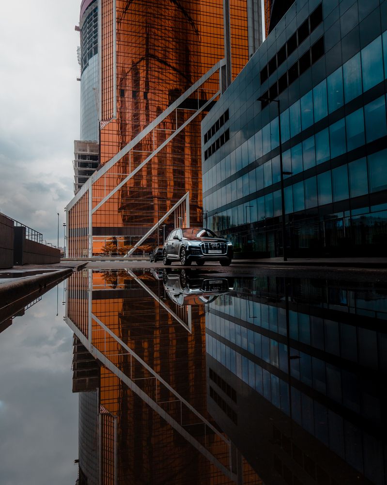 Отражения Москва-Сити