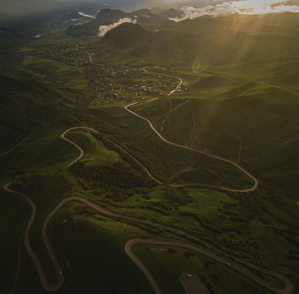 Село "Верхняя Мара" на закате