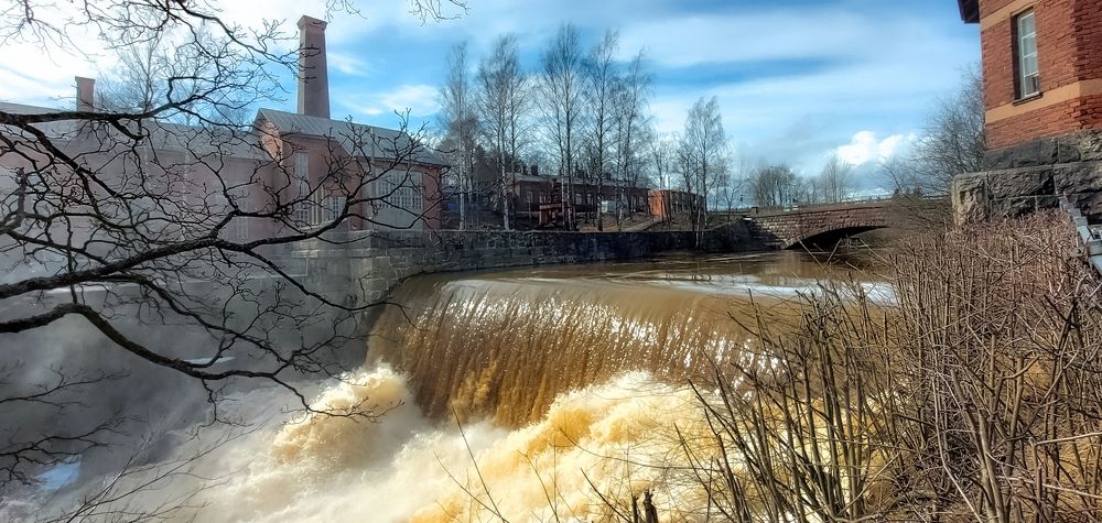 rushing spring waters