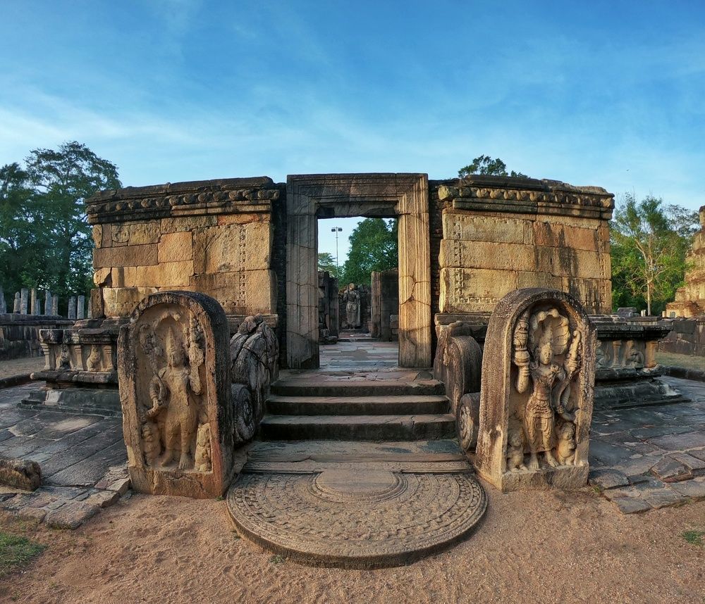 Photograph by Chathurange Weerasinghe