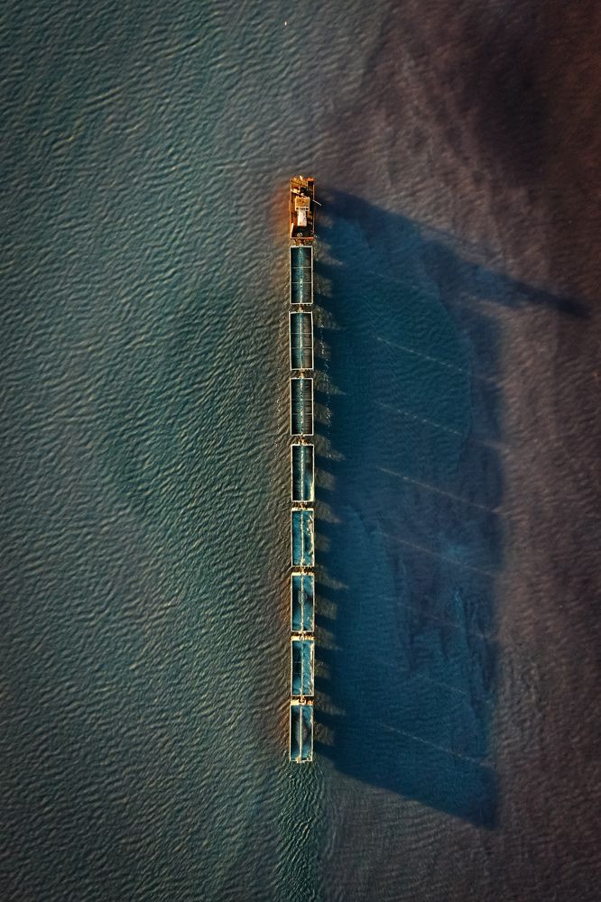 Поезд на чудо озере Бурсоль