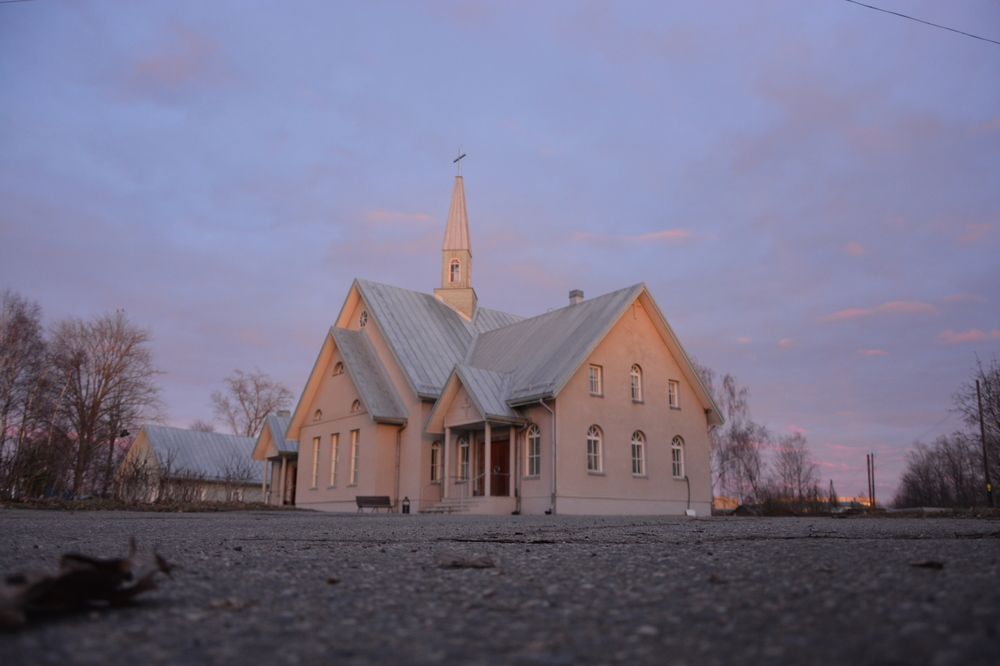 Приход Святого Креста на закате  г.Олонец