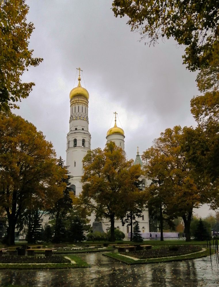 Золотые купола