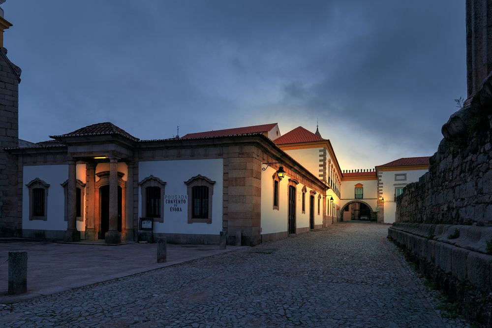 Мгновение до наступления ночи