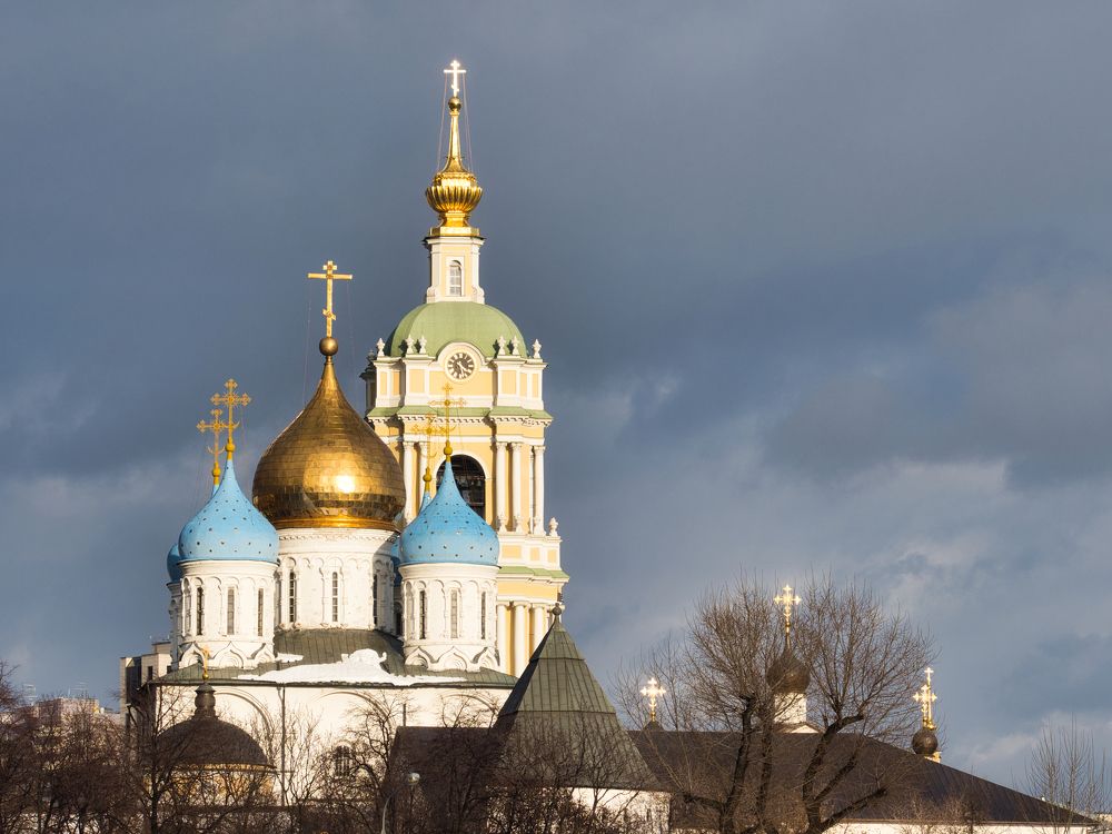 Весенний луч солнца