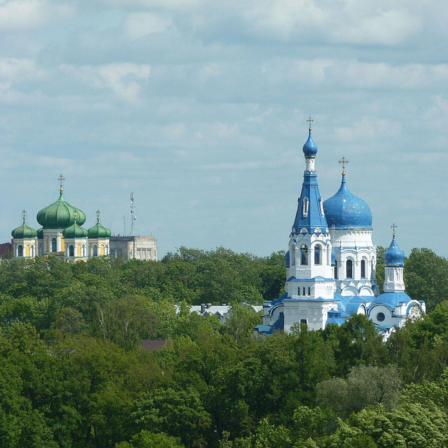 два храма