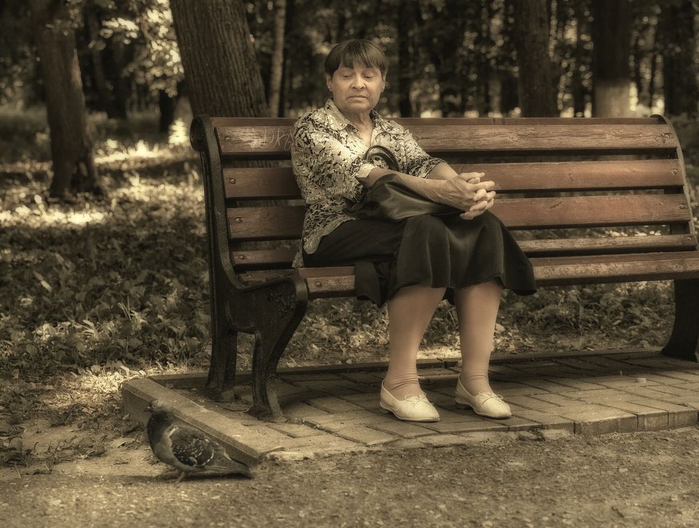 БАБУШКА И ГОЛУБЬ