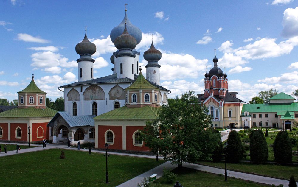 Тихвинский монастырь