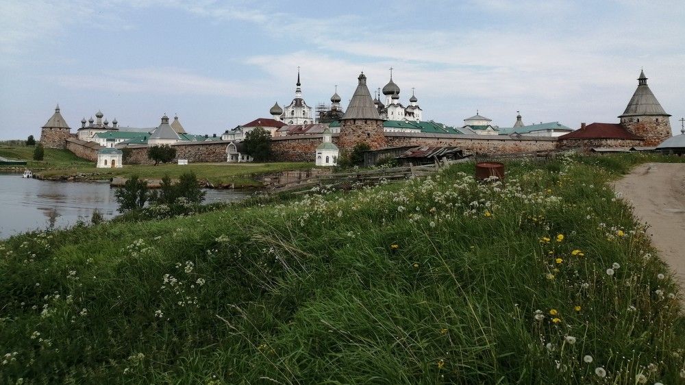 Летом на Соловецком острове