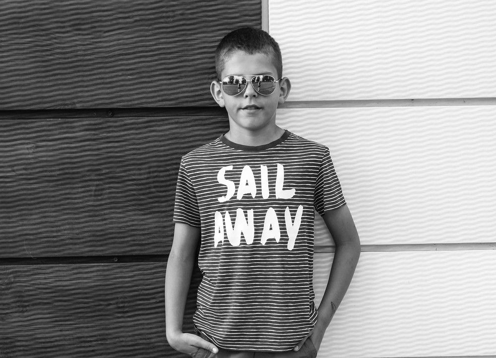 Счастливый мальчик...