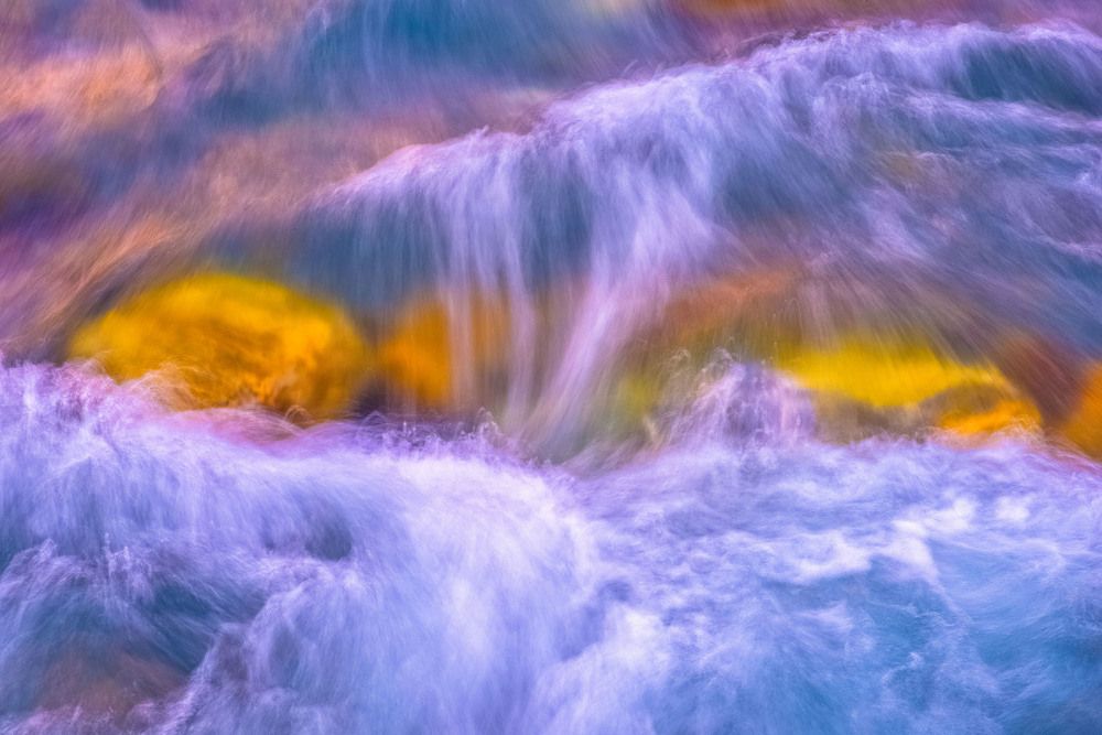 France, Hautes Pyrénées : Gavarnie river
