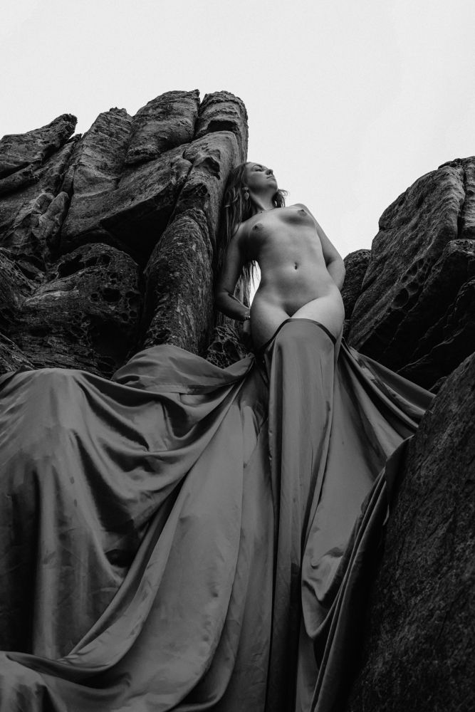 Photograph by ANTON KHOMENKO https://www.patreon.com/ant_vipp