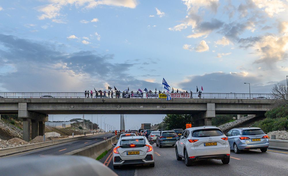 Photograph by Benyamin Nimayneb