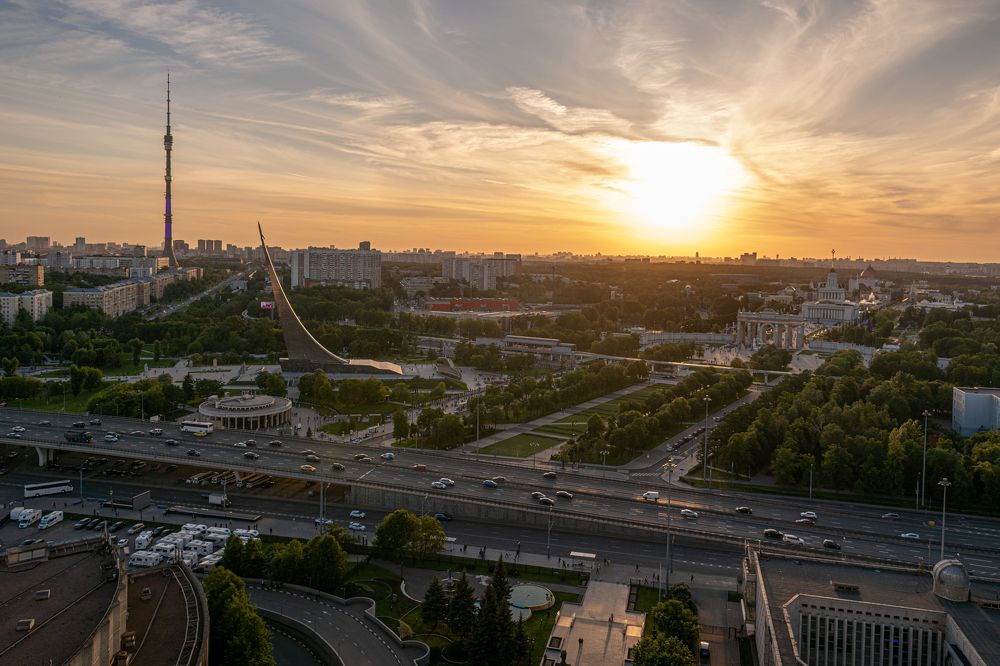 Вечерний ВДНХ.