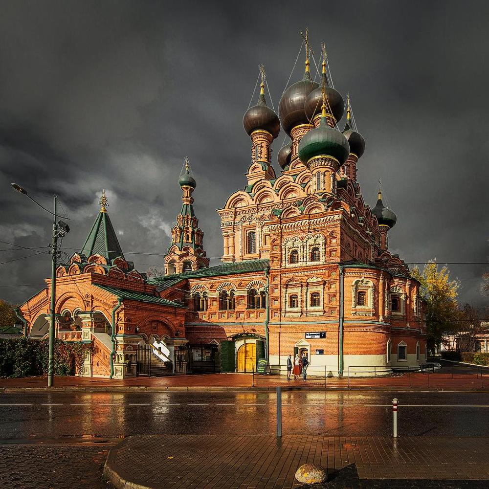 Photograph by Aleksandr Batorin