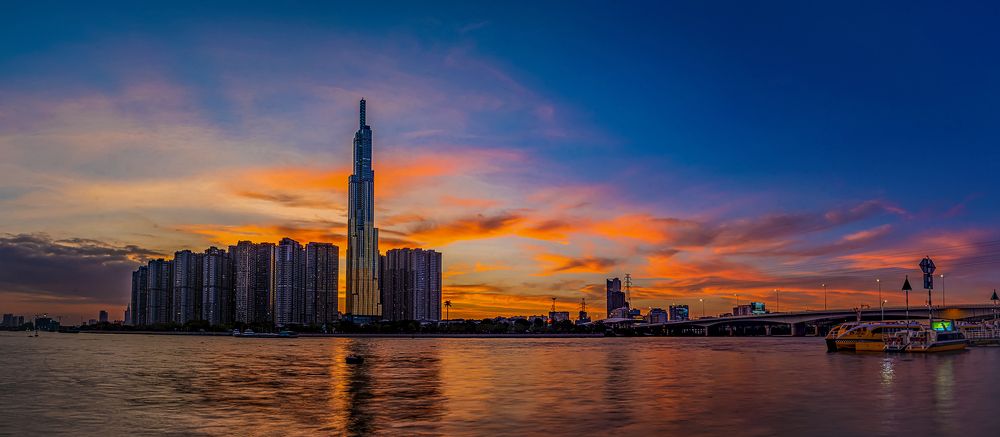 Photograph by Cao Vi Trinh