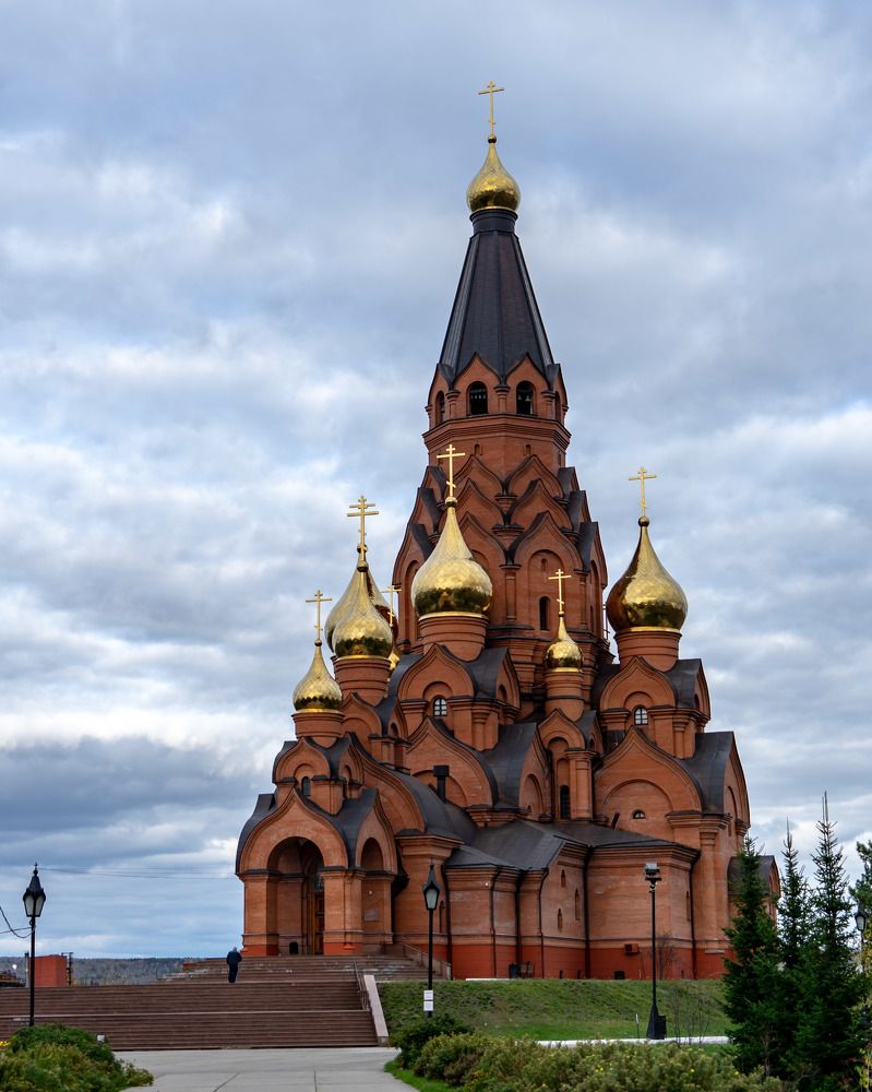 Крестовоздвиженский кафедральный собор города Лесосибирска