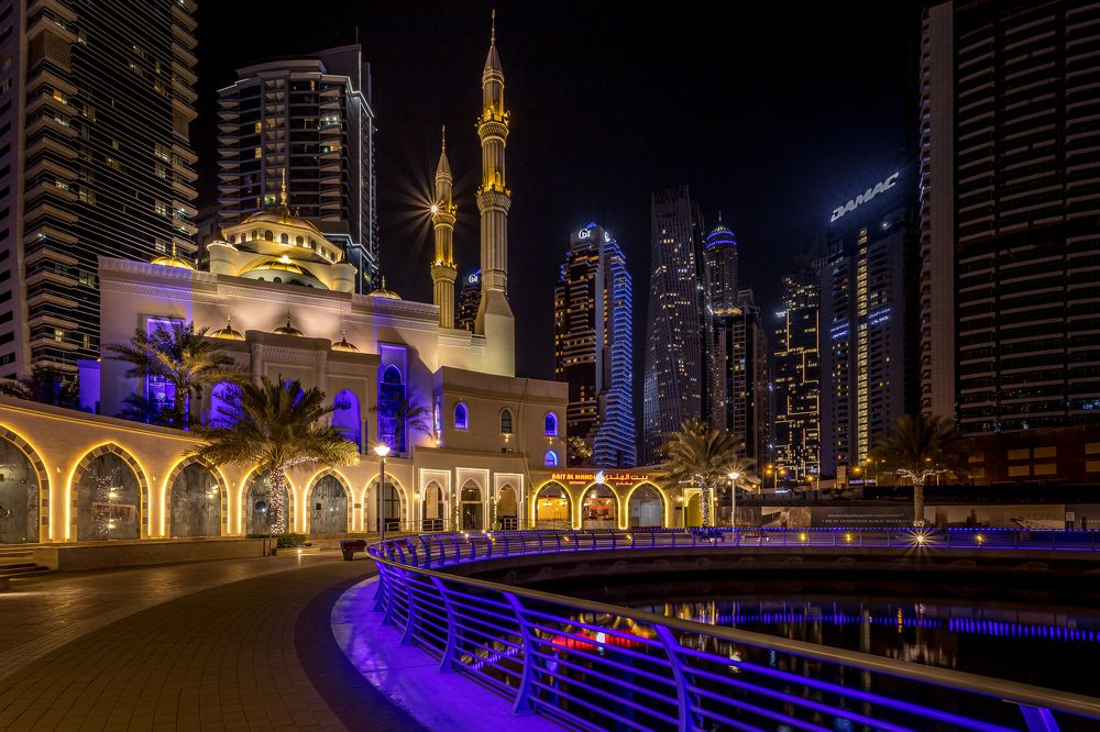 Dubai Marina Mosque at the night