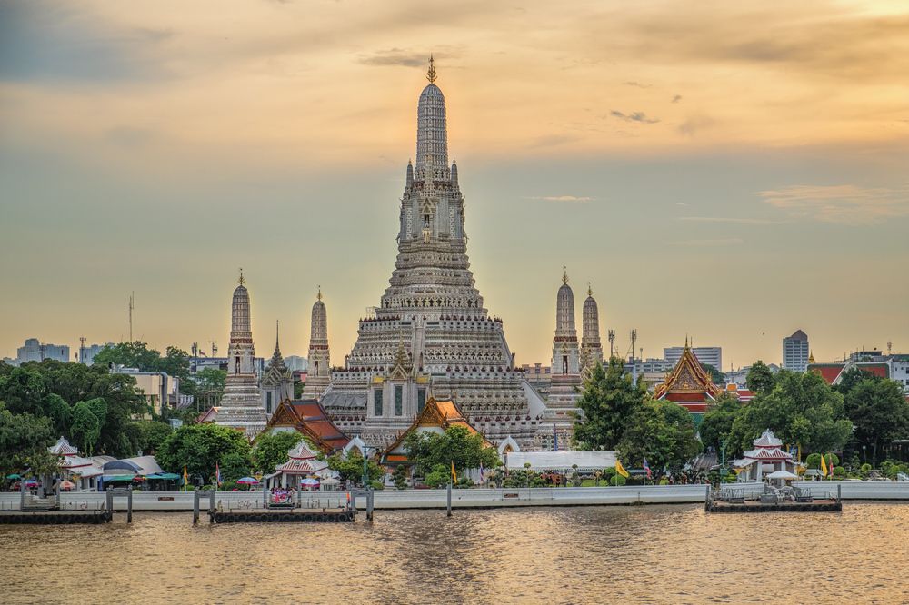 Wat Arun Temple