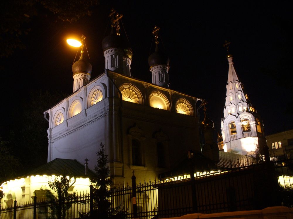 Храм ночью
