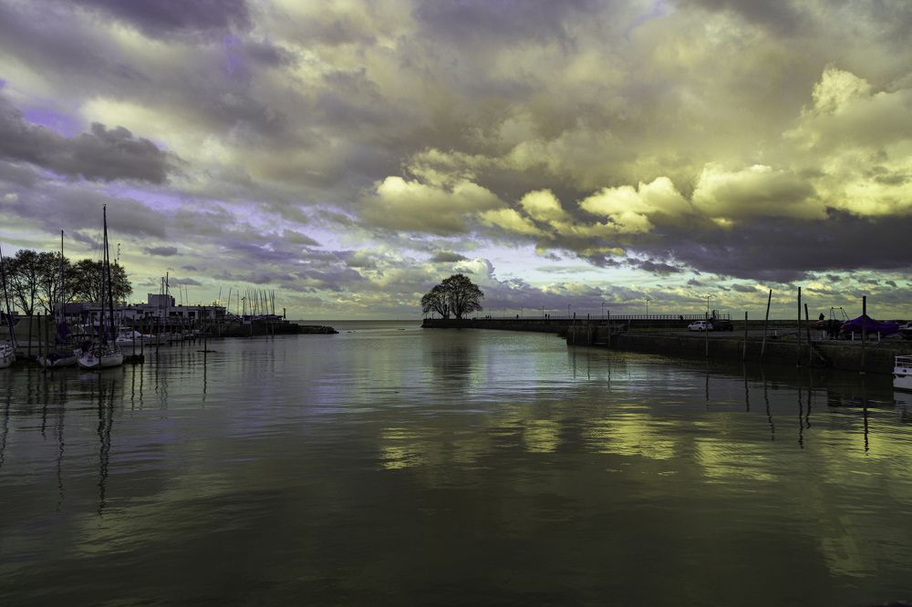 Photograph by Jose Maria Lavori