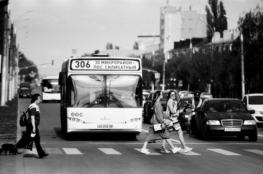 Площадь героев