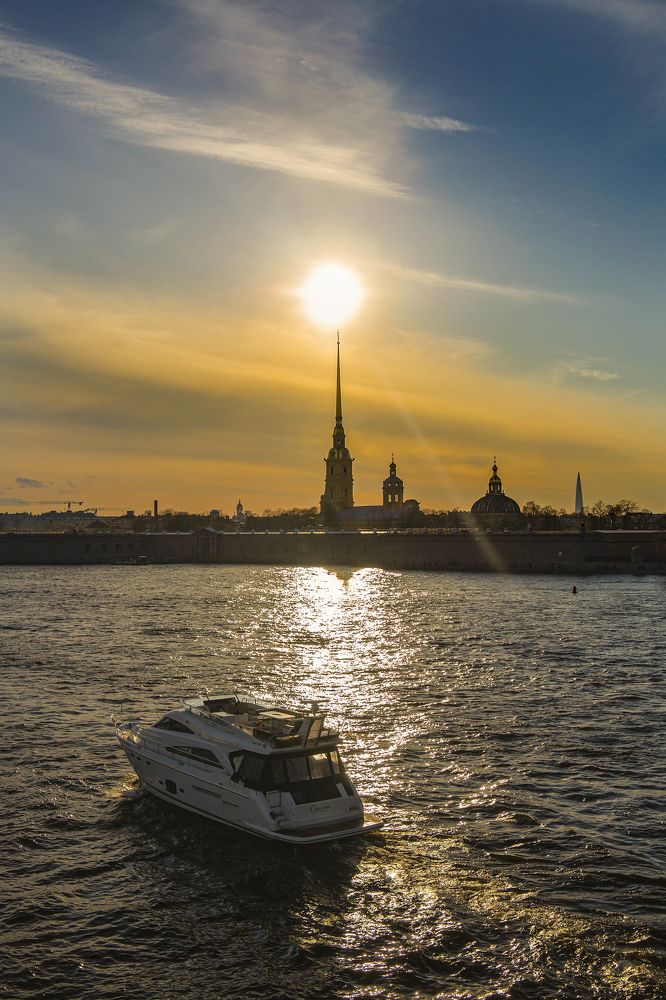 Вечер на Неве