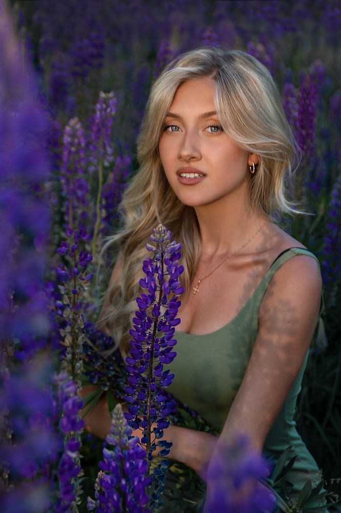 Регина в Люпинах