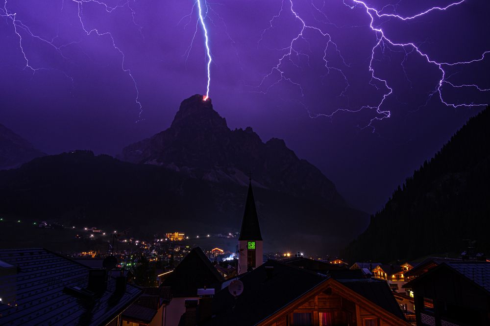 Photograph by Yari Copt